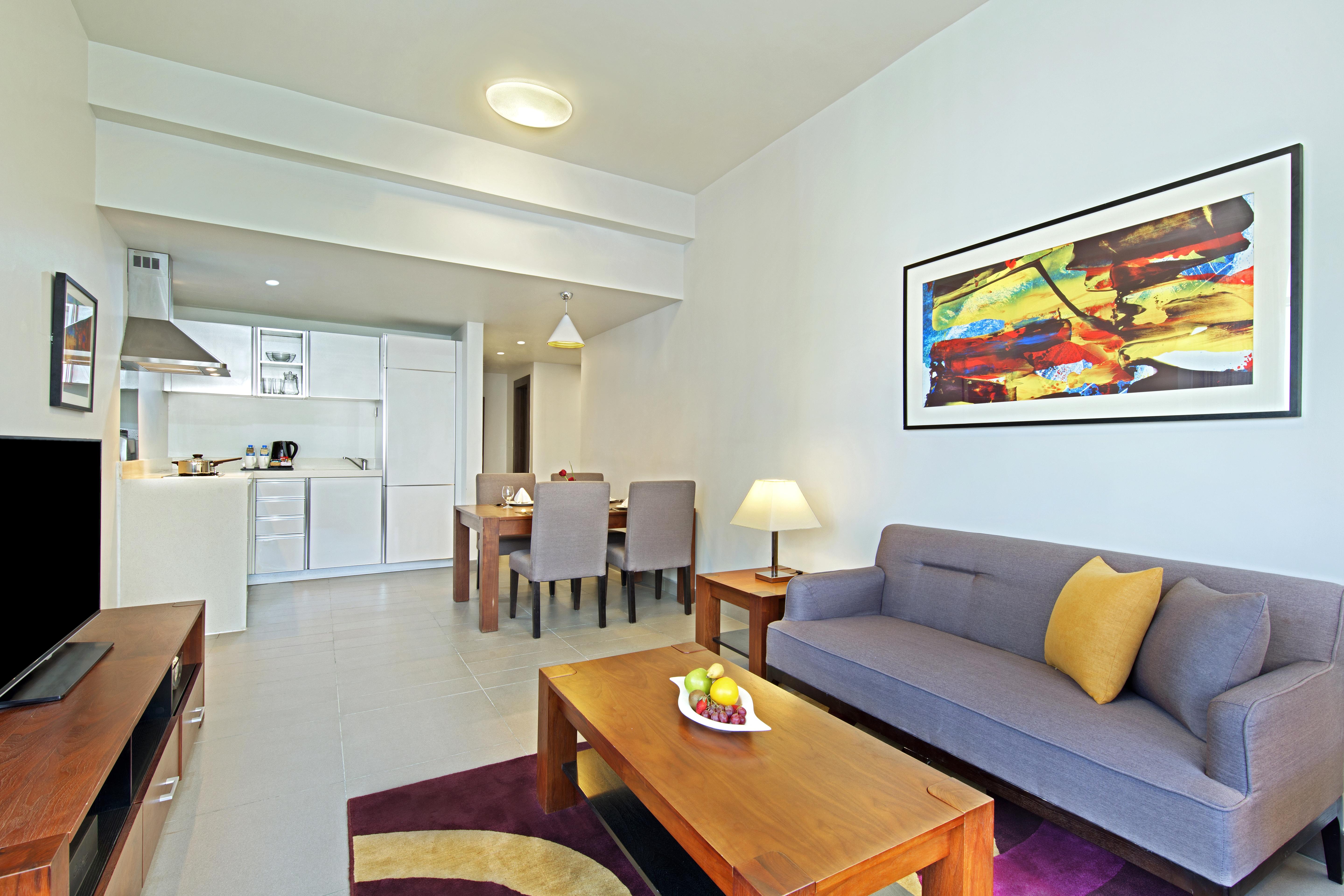 The Curve Hotel Доха Екстериор снимка
